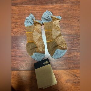 The North Face & Smart Wool  Men's Brown and Gray Socks